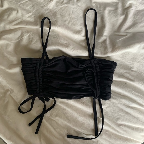 Black Tie Cropped Tank - Picture 3 of 4